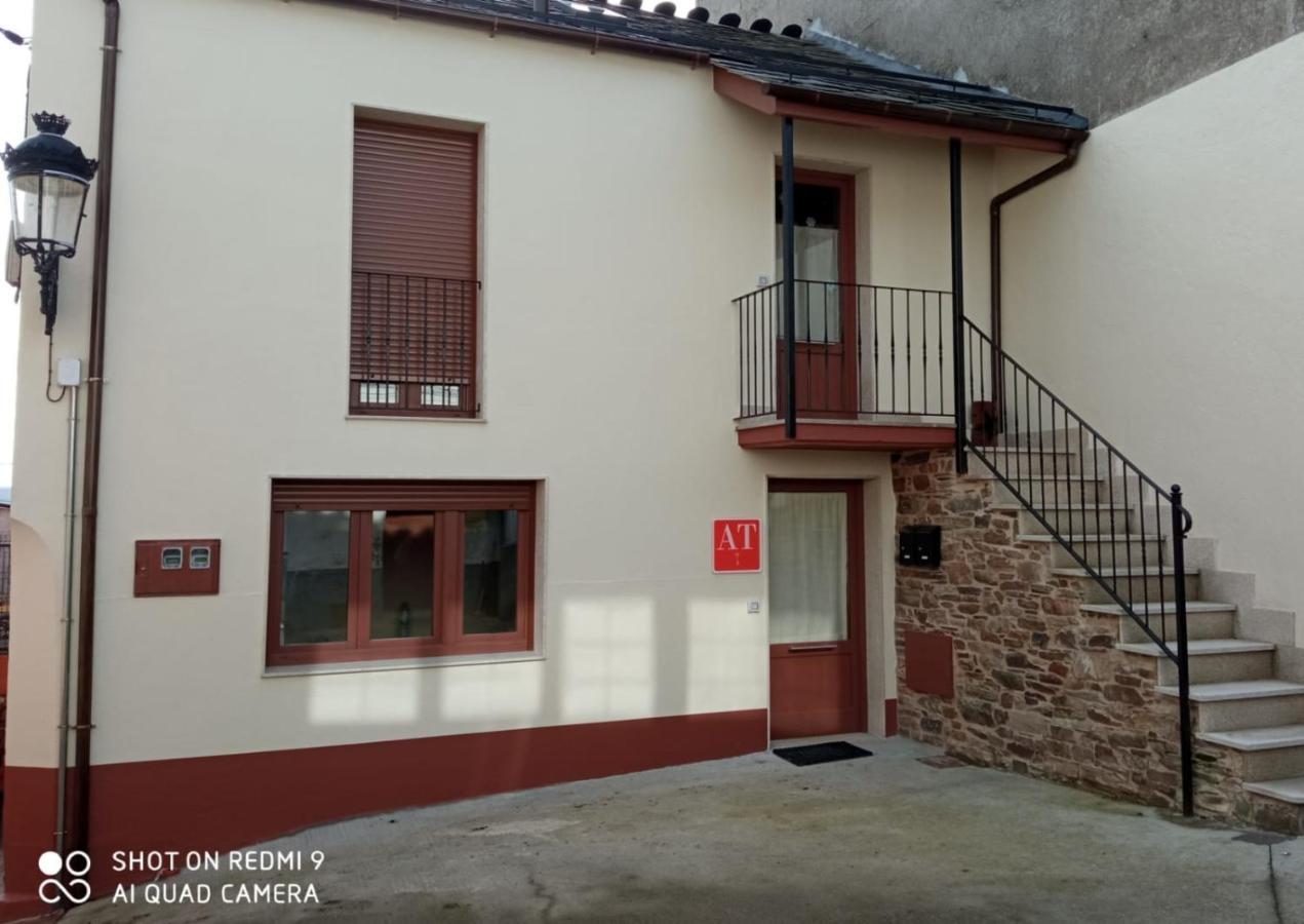 Apartamentos Fons Sacrata A Fonsagrada Buitenkant foto
