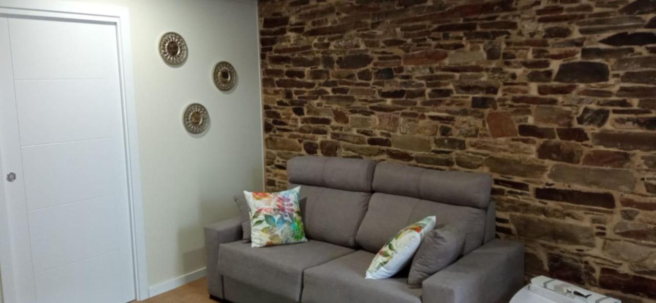 Apartamentos Fons Sacrata A Fonsagrada Buitenkant foto